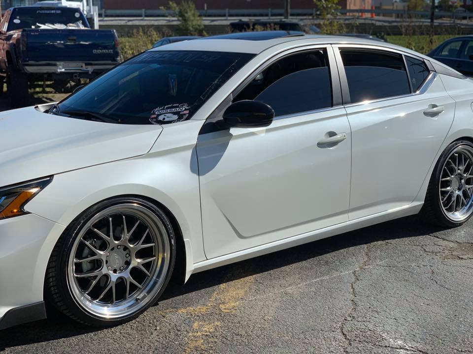 Chihuahua Tire Shop Aurora, IL