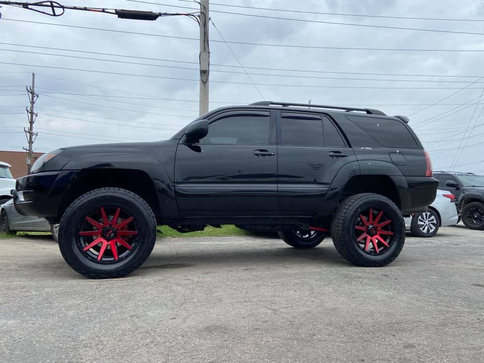 Chihuahua Tire Shop Aurora, IL